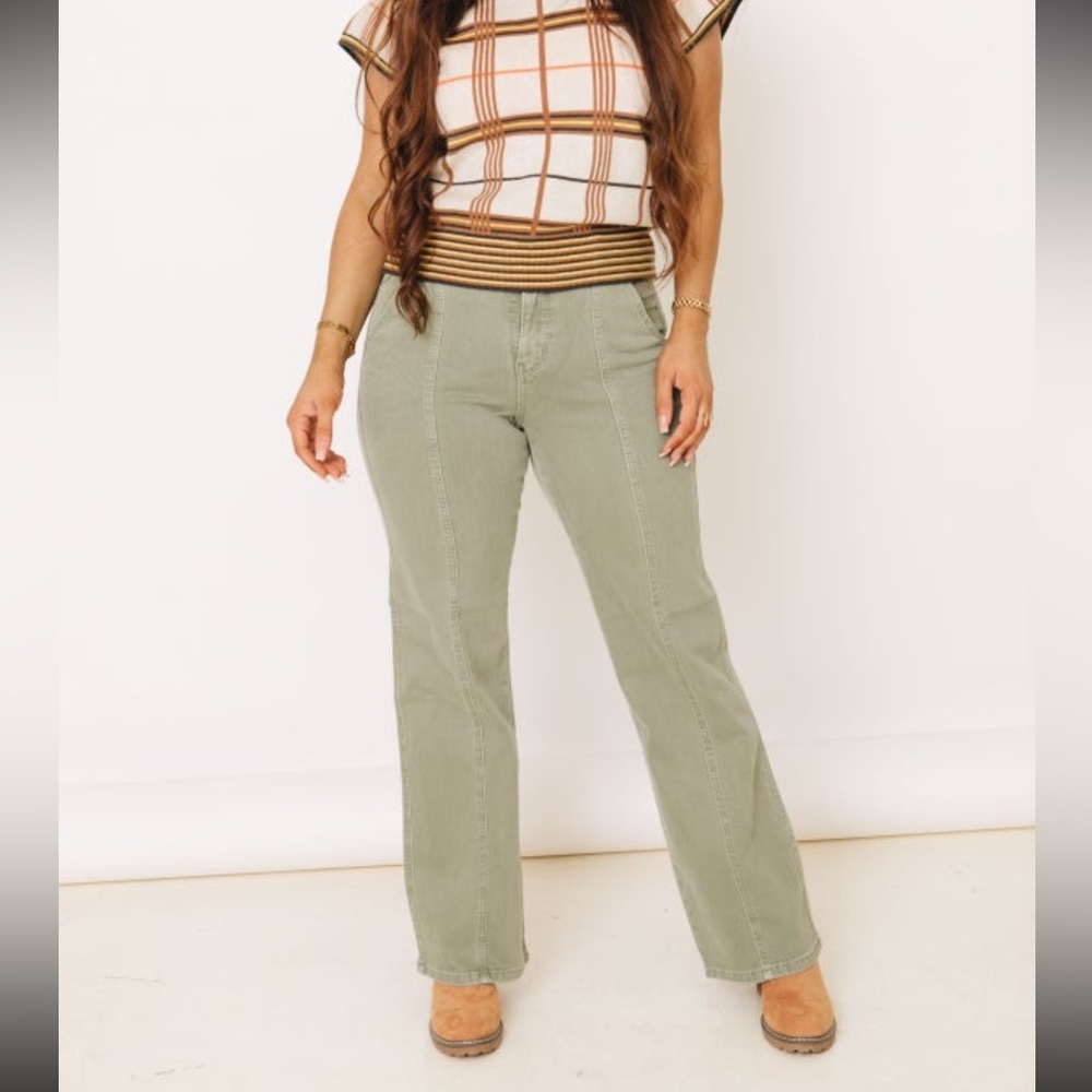NWT, Judy Blue - Stretchy Straight
Jeans- Sage, Size 13